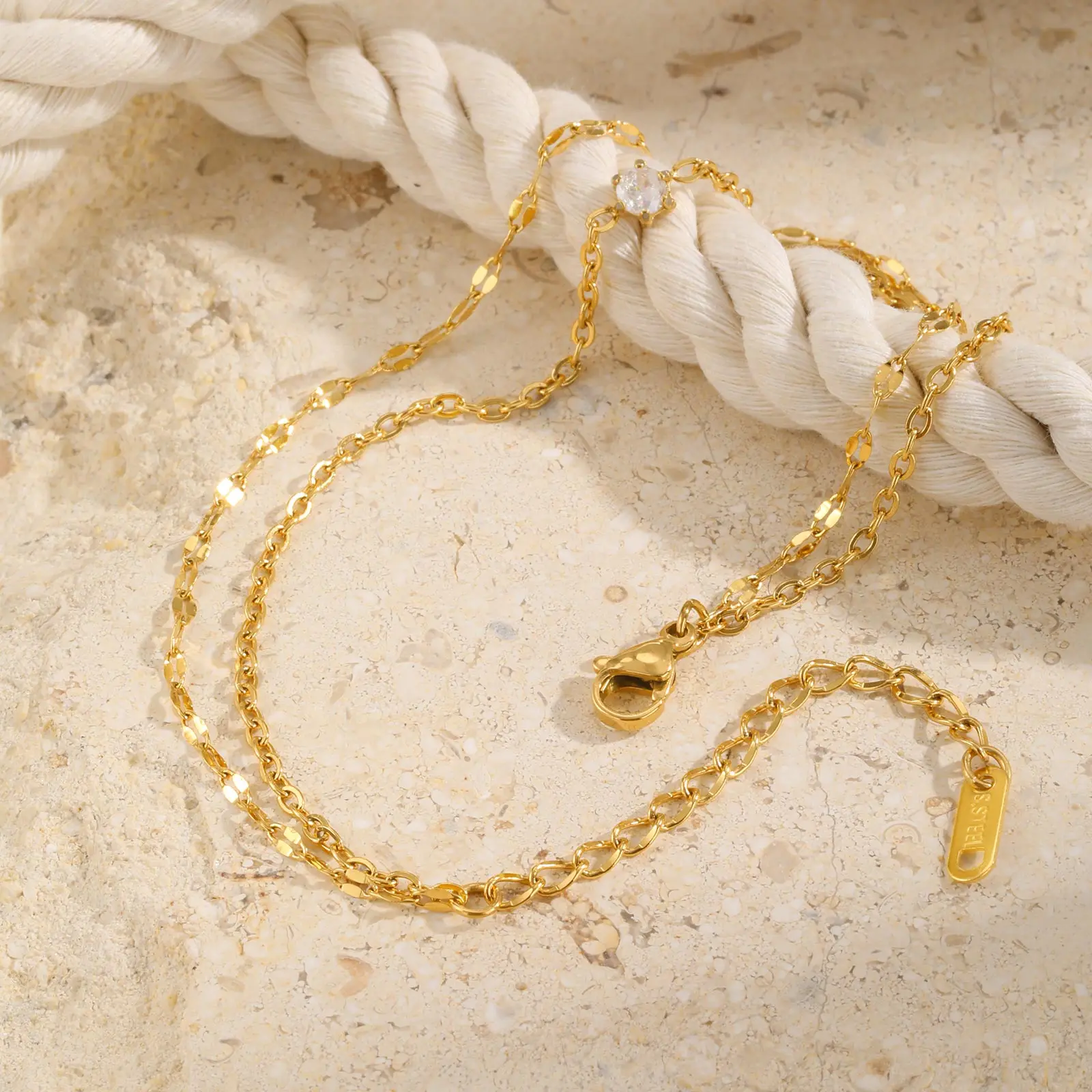 防水加工を施した、重ね付けできるアンクレットブレスレット。女 - Jc Jewelry & Watches Photos のレビューと価格