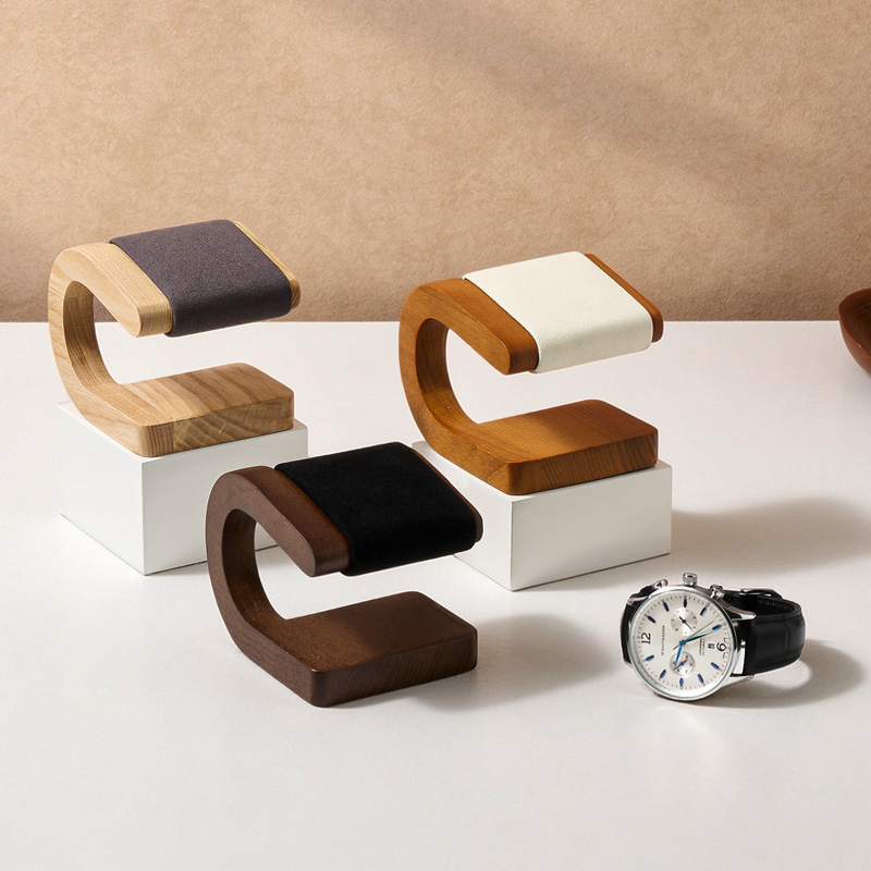 Oirlv ウォールナット材の腕時計スタンド。新しいC字型の - Jewelry And Watches Inc のレビューと価格